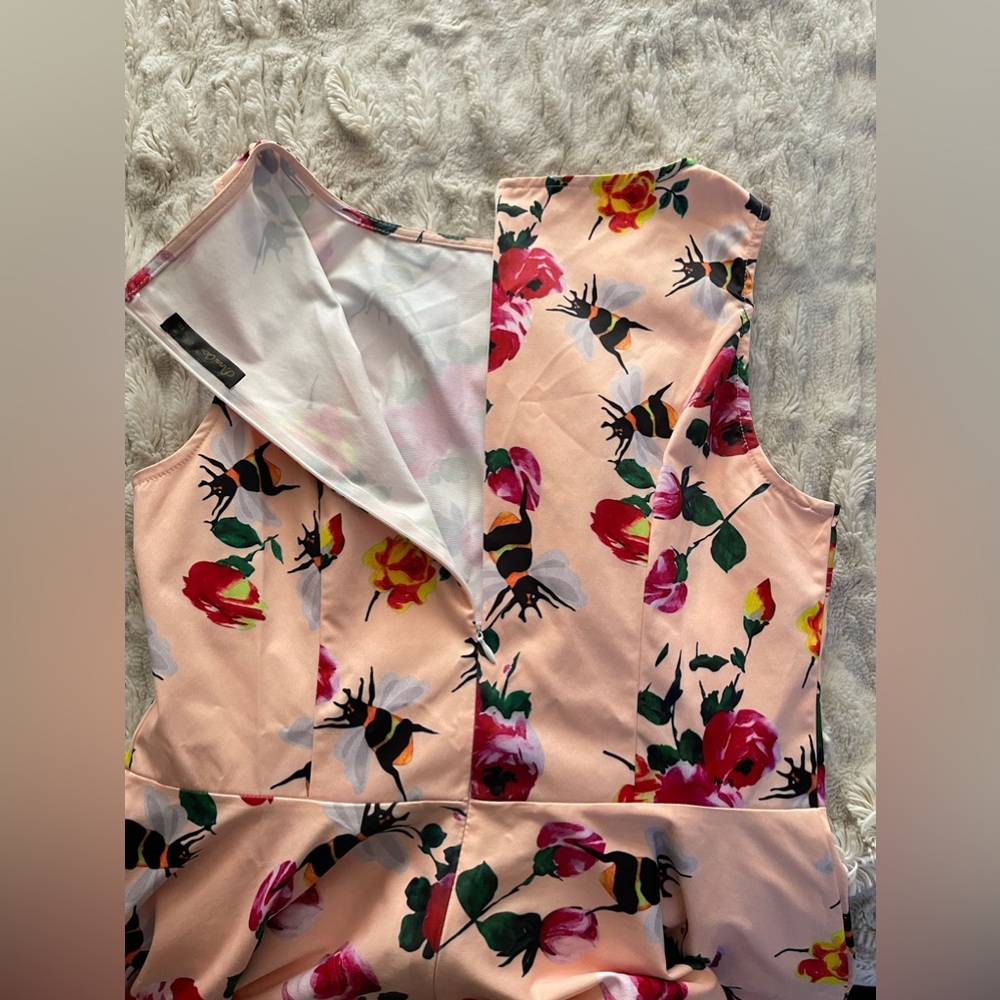 Anni coco Floral Sleeveless Dress. - Picture 7 of 10